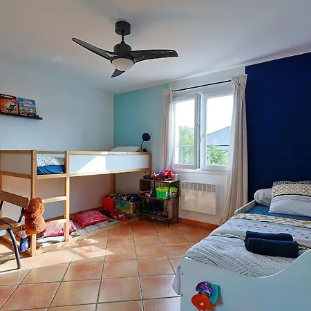 Prázdninový dům Superbe Maison Elegante Proche